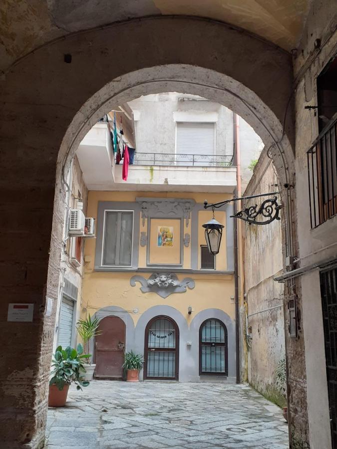 Otto Di Denari Apartman Nápoly Kültér fotó